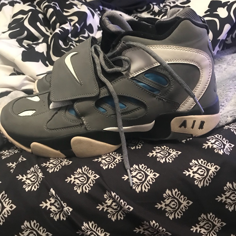 Nike air diamond turf size 12